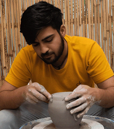 saurabh-prajapati-clay-botik-pottery-artist